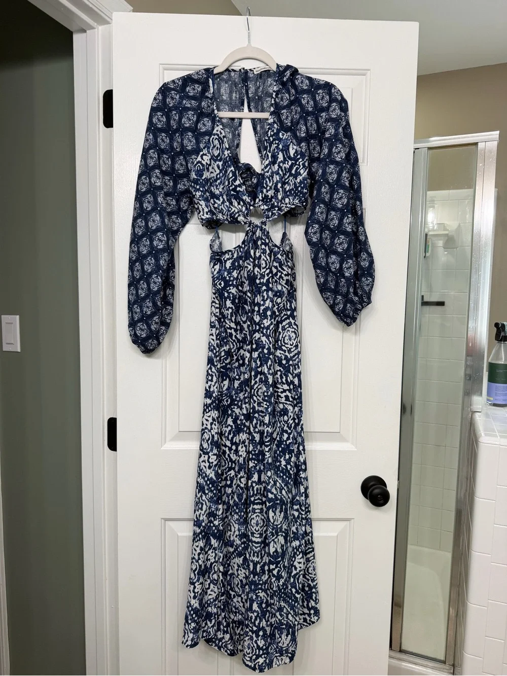 Abercrombie Long-Sleeve Plunge Cutout Maxi Dress